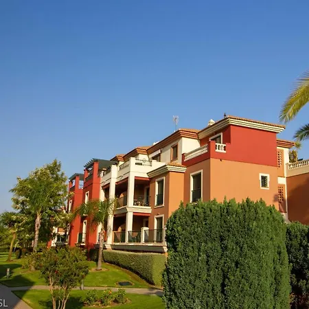 3 Bedroom Golf Apartment Isla Canela